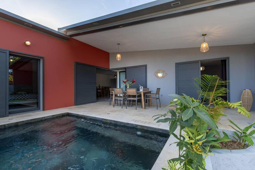 Villa Benjoin St-Pierre Piscine Chauffee Et Mer แซ็ง-ปีแยร์ ภายนอก รูปภาพ
