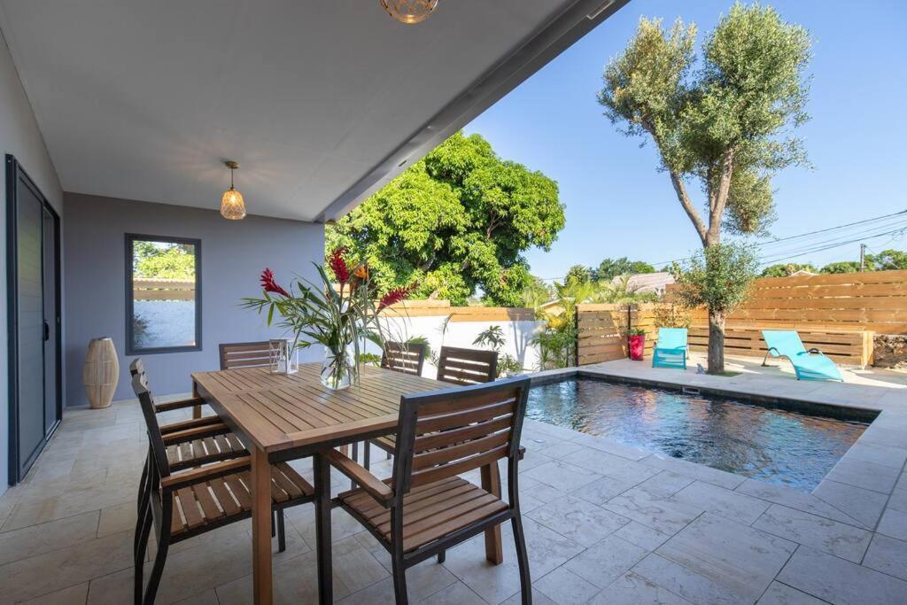 Villa Benjoin St-Pierre Piscine Chauffee Et Mer แซ็ง-ปีแยร์ ภายนอก รูปภาพ