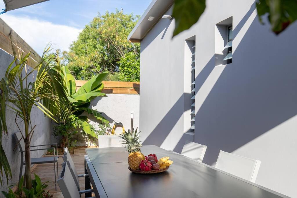 Villa Benjoin St-Pierre Piscine Chauffee Et Mer แซ็ง-ปีแยร์ ภายนอก รูปภาพ