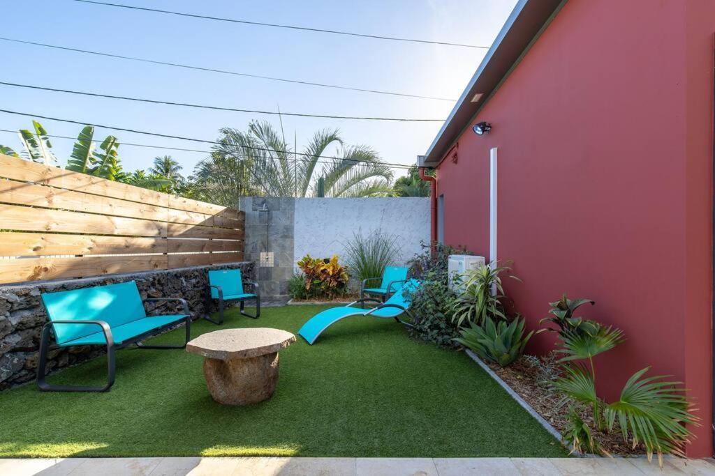 Villa Benjoin St-Pierre Piscine Chauffee Et Mer แซ็ง-ปีแยร์ ภายนอก รูปภาพ