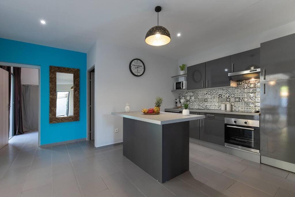 Villa Benjoin St-Pierre Piscine Chauffee Et Mer แซ็ง-ปีแยร์ ภายนอก รูปภาพ